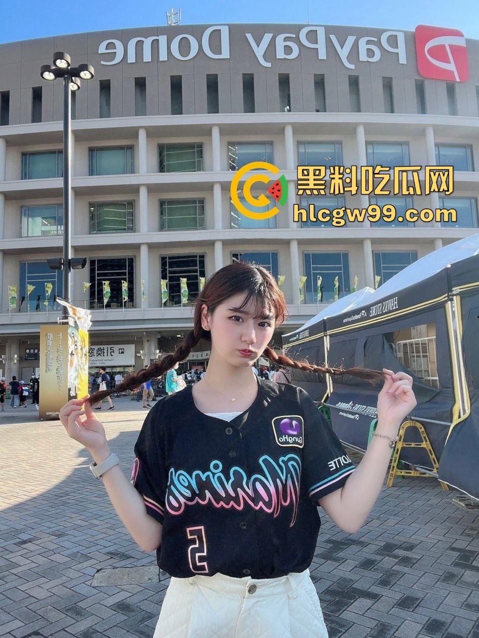 初恋还是初恋，嫩逼还是嫩逼，回家过年相遇，几杯酒下肚直接开房，一摸还是当年那个水汪汪的感觉！-8