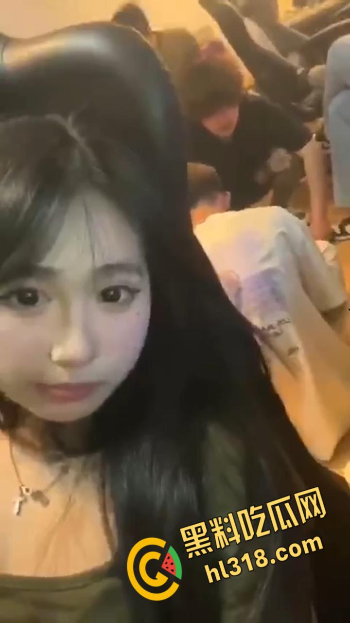 造谣女设局仙人跳，约男子酒店打炮，不料开门遭壮汉围殴暴揍，又是一个精虫上脑的蠢货  !-8