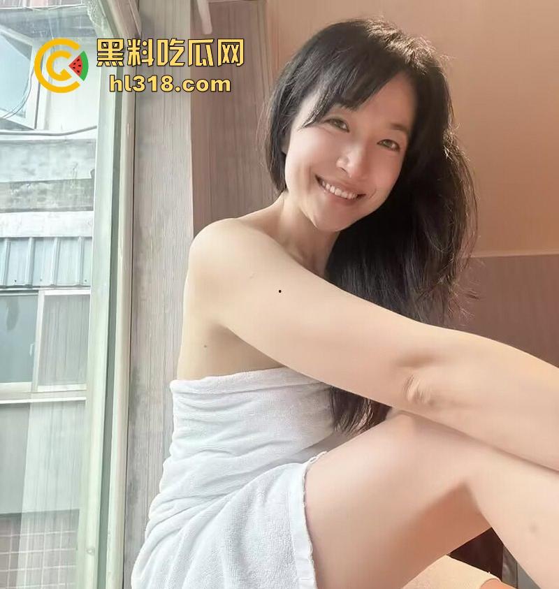 杭州高颜值英语老师【林芬芬】跟学生家长偷情被爆光，满满人妻感的极品教师，看似清纯实则淫荡无比！-1