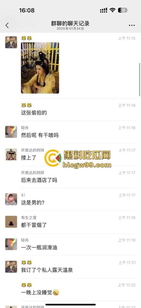 逆天老哥面基大屌萝莉，边爆菊边手淫，一夜大战酣畅淋漓，润滑油整整用了一瓶全见底，这画面太狠了！-6