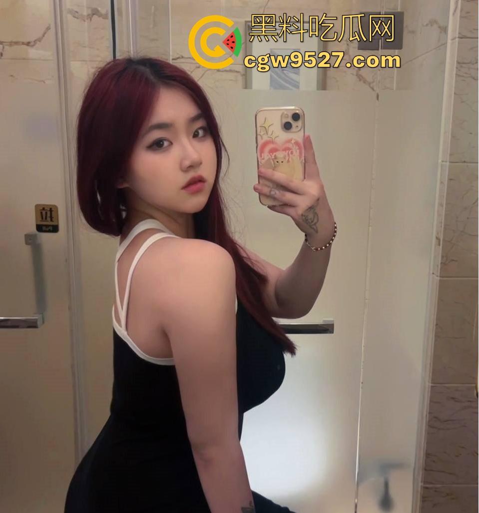 重庆大学巨乳微胖舌钉妹【林琳】身材傲人，巨乳吸睛无数，私下却是个不折不扣的骚货，淫荡骚乱无比！-1