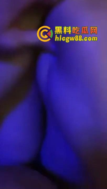 南开大学大二【师悦妮】恋爱期间手机设防满世界撩骚,日逼口嫌体正直,分手后接盘侠请三思!-10