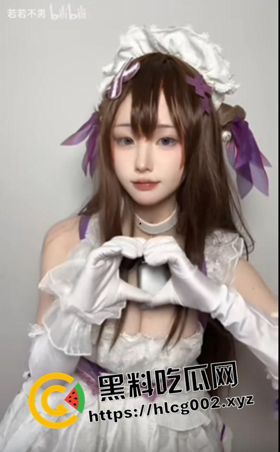 开盒b站up主【若若不男】cos漫展完直接进金主房间 大奶 小穴毛发旺盛 被金主猛操实拍-3