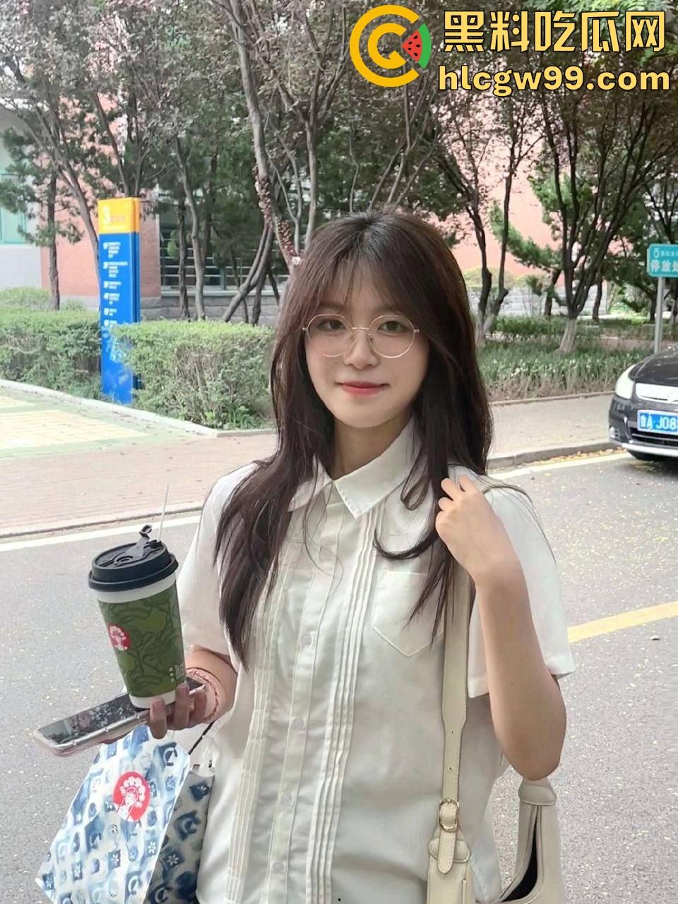 极品反差眼镜妹挑逗炮友开房做爱 御姐型反差眼镜嫩妹被炮友肆意玩弄 没天要两炮说要让逼给捅烂!-2