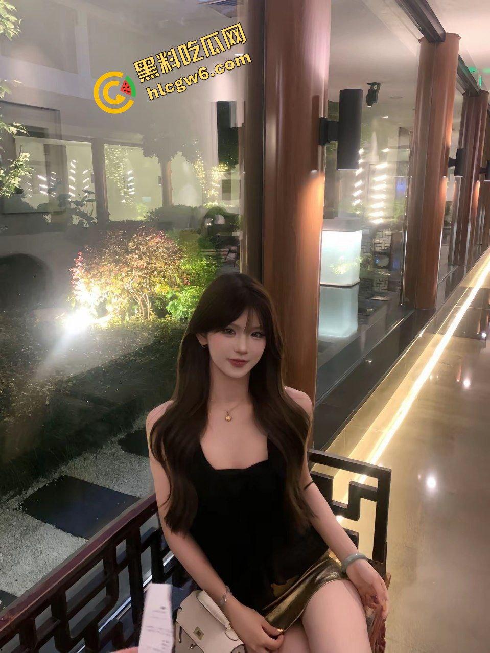 河南驻马店红丝御姐反差骚鸡『谢娜』酒店情趣内衣口交激情 上位骑乘榨精！原创独家曝光！-4