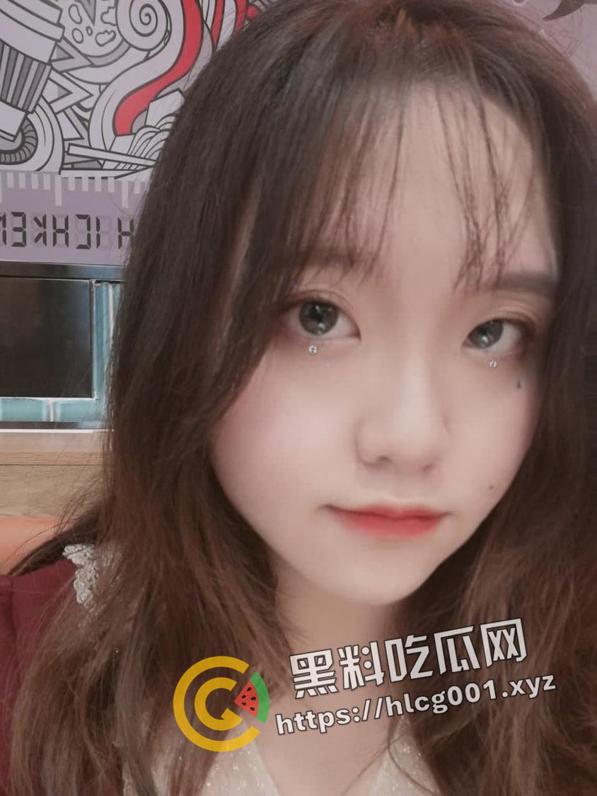 潍坊反差婊【刘怡宁】异地恋中和自己考研班上的男生偷吃 肥美身材 多汁嫩穴和大量生活照被流出-16