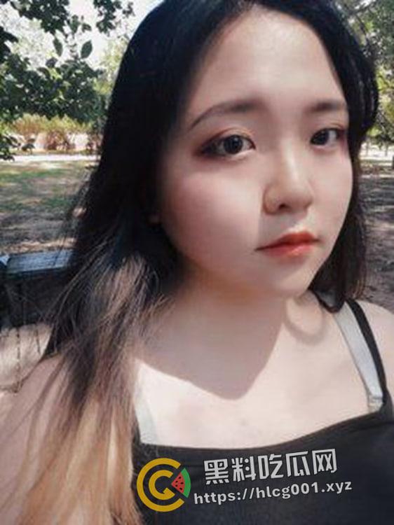 潍坊反差婊【刘怡宁】异地恋中和自己考研班上的男生偷吃 肥美身材 多汁嫩穴和大量生活照被流出-18