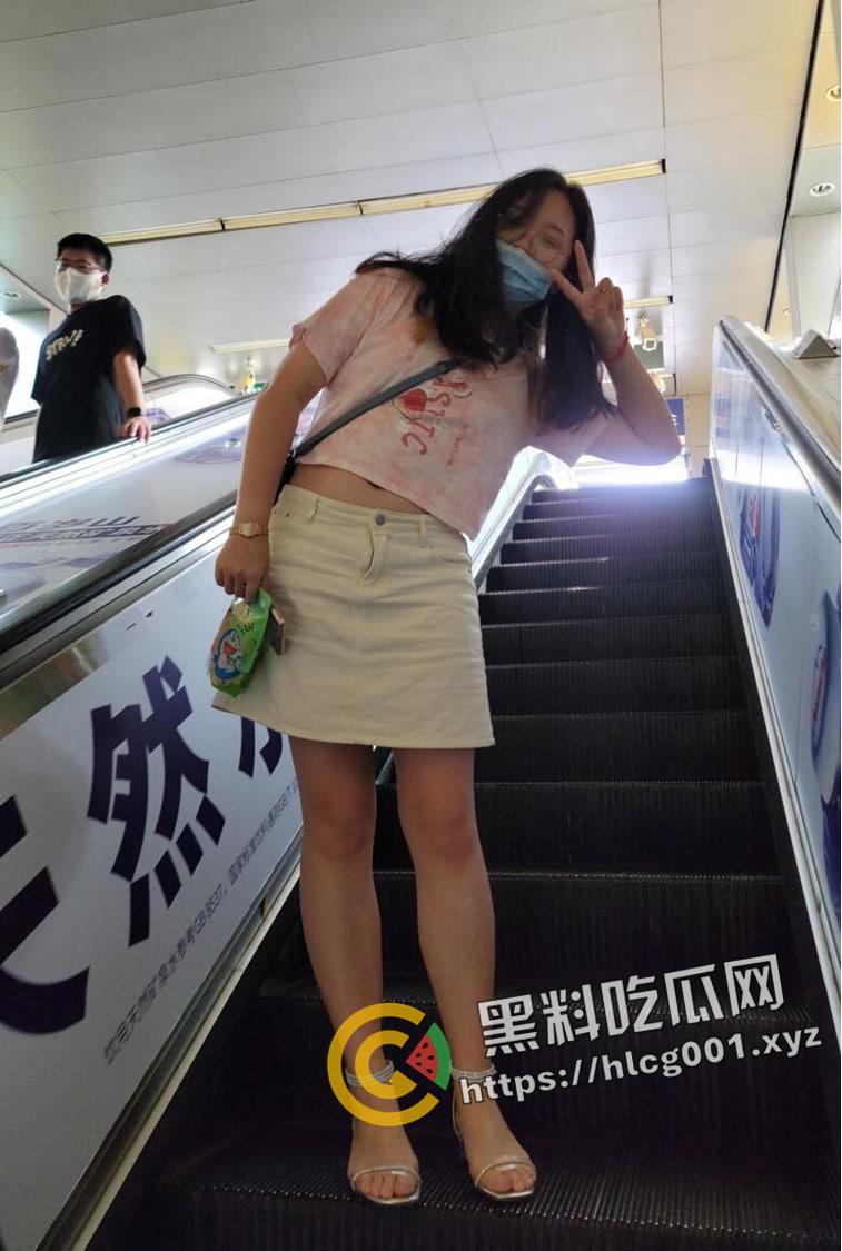 潍坊反差婊【刘怡宁】异地恋中和自己考研班上的男生偷吃 肥美身材 多汁嫩穴和大量生活照被流出-19