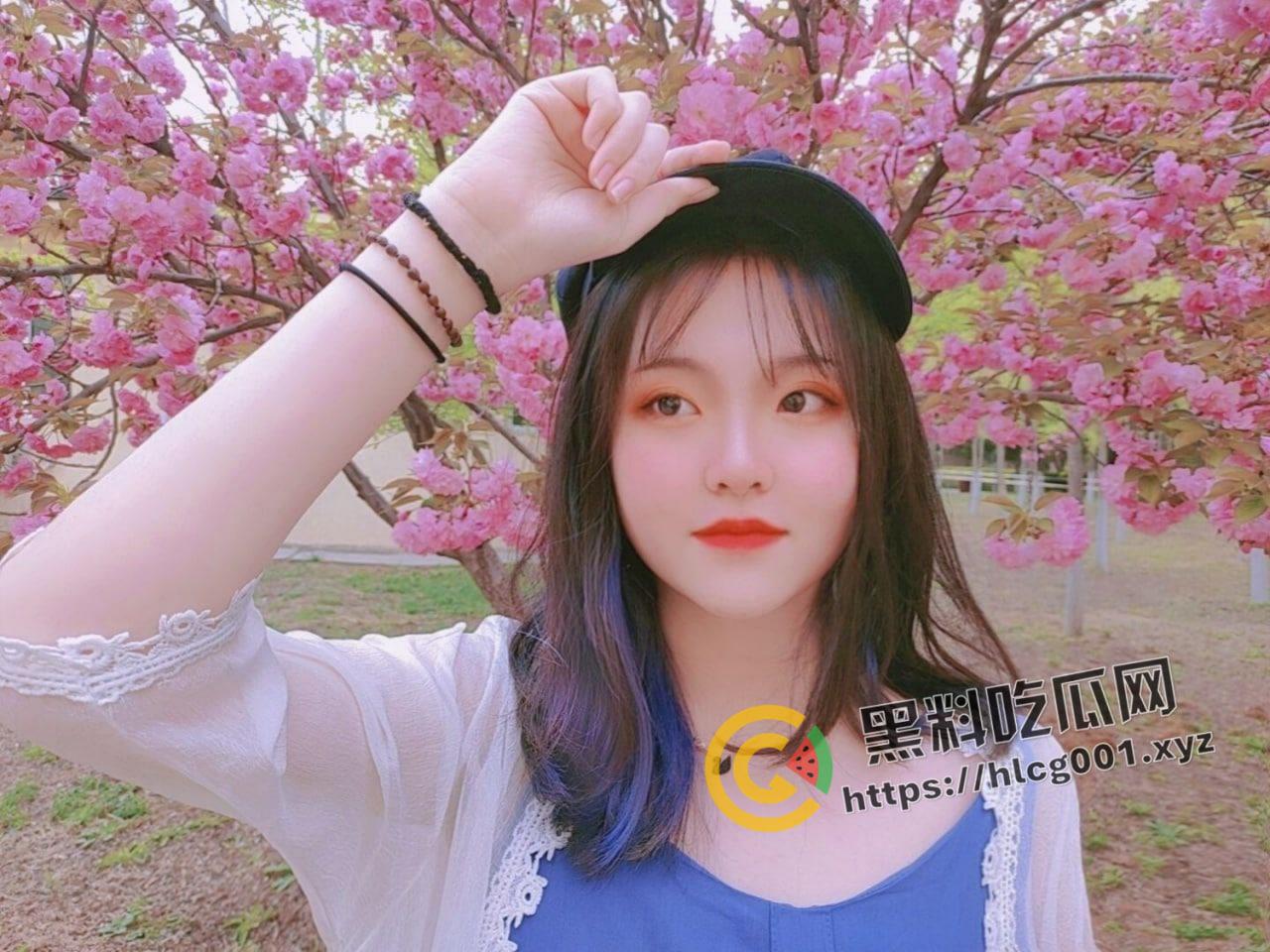 潍坊反差婊【刘怡宁】异地恋中和自己考研班上的男生偷吃 肥美身材 多汁嫩穴和大量生活照被流出-21