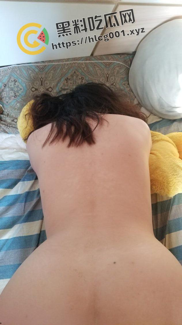 潍坊反差婊【刘怡宁】异地恋中和自己考研班上的男生偷吃 肥美身材 多汁嫩穴和大量生活照被流出-41