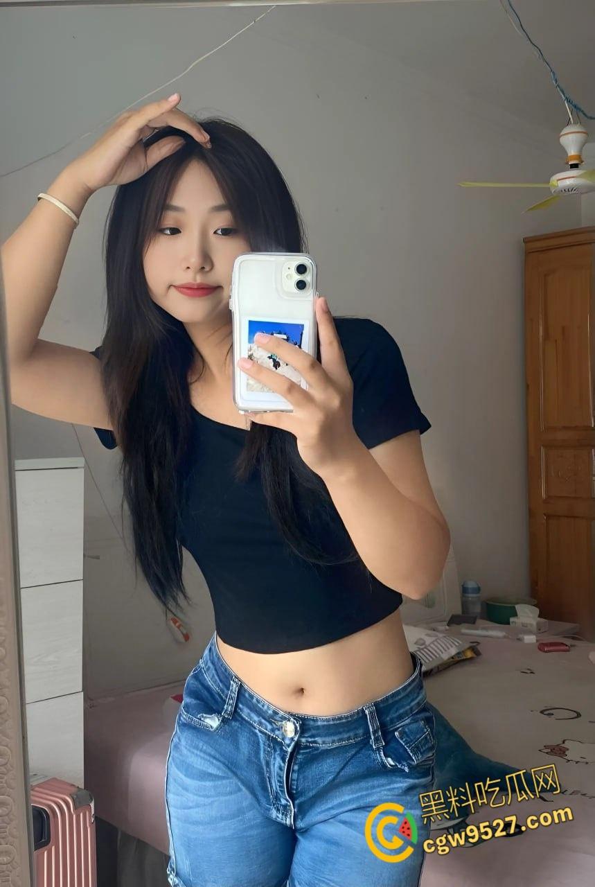 杭州空瓶子酒吧气氛组【张欣慧】,被社会小伙调教成性奴母狗,还带去给兄弟一起操,真是白瞎了!-2