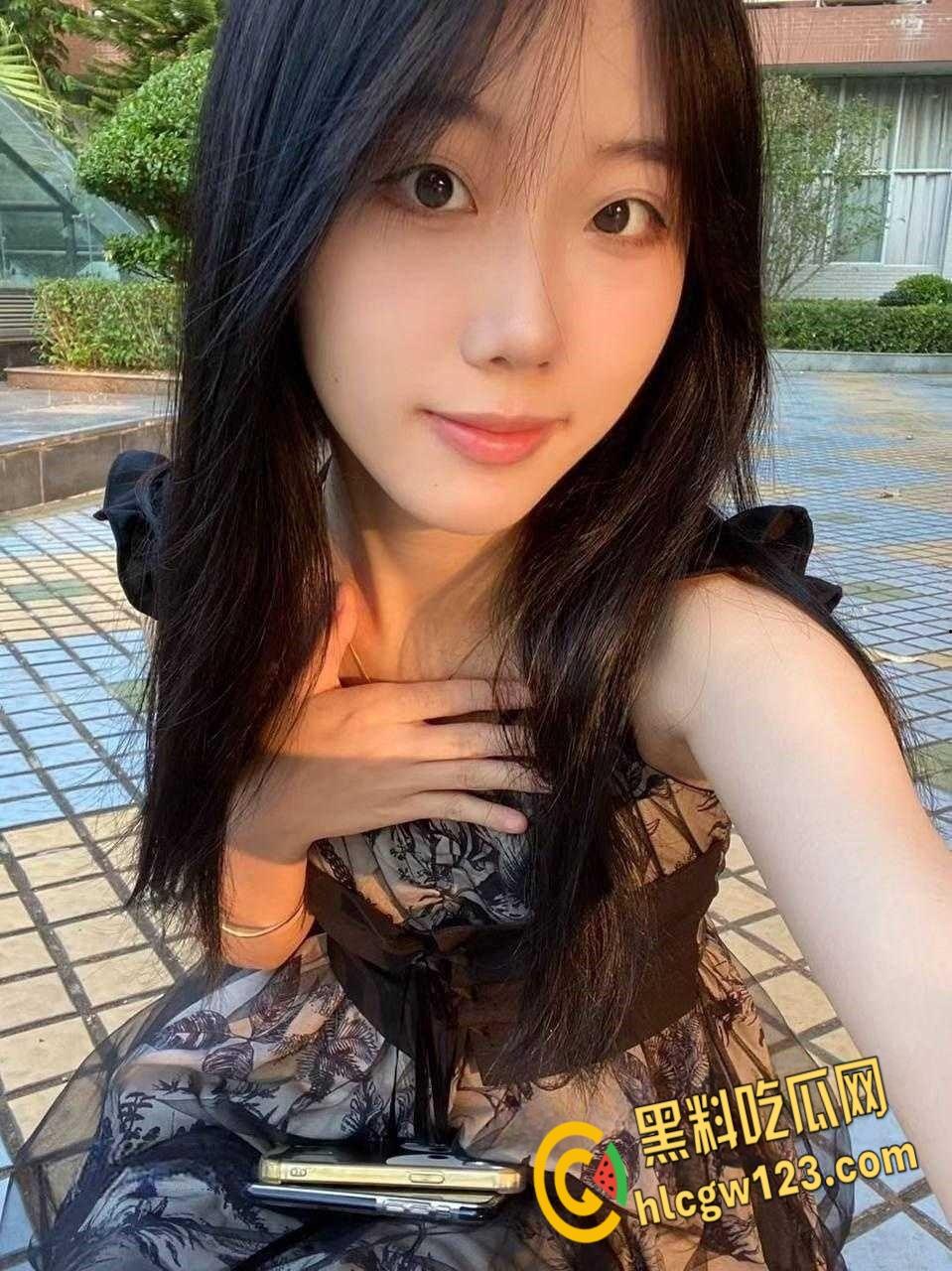 又是一个全新未开封的学生妹，不羡鸳鸯不羡仙羡慕富哥每一天嫩妹，越是挣扎富二代干的越凶！-2