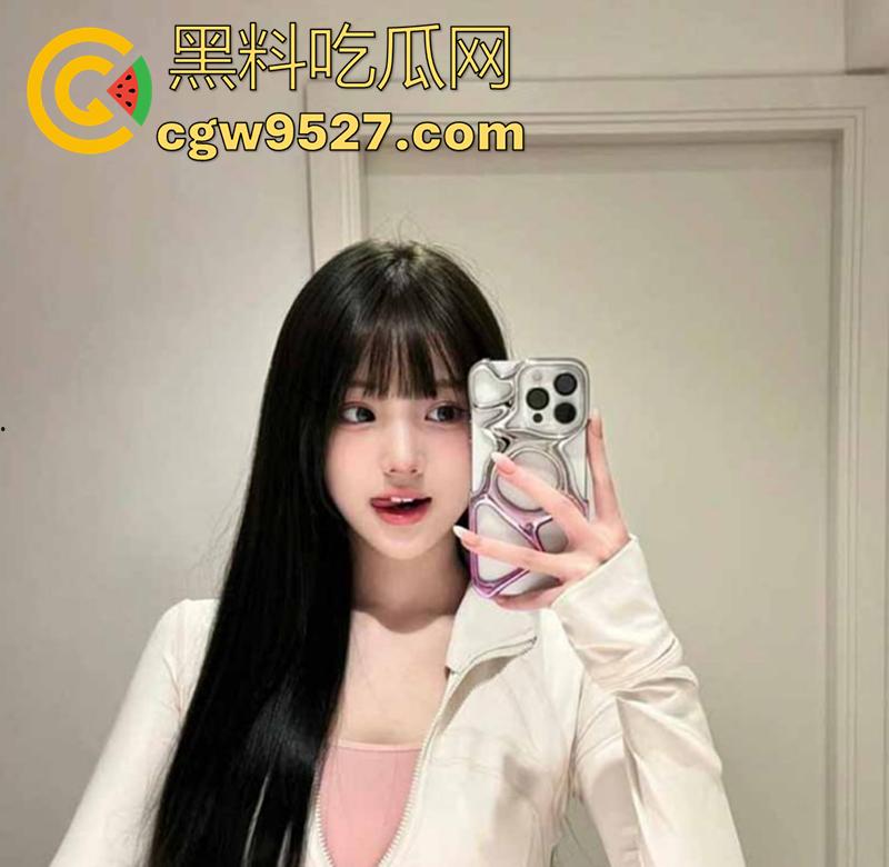 武汉艺术学院女神舞蹈生【钟艺婷】，颜值清纯身材完美，约炮黑皮体育生，粉嫩小穴被大肉棒操到高潮不断！-3