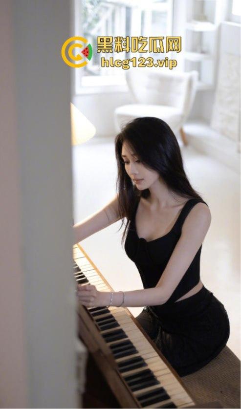 舔富婆逼吸室友鸡，封神男主【陈牧驰】全能渣男实锤！男女通吃进退自如，娱乐圈果然玩的就是花！-23