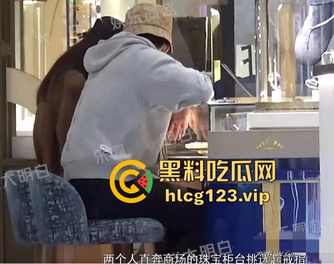 舔富婆逼吸室友鸡，封神男主【陈牧驰】全能渣男实锤！男女通吃进退自如，娱乐圈果然玩的就是花！-27