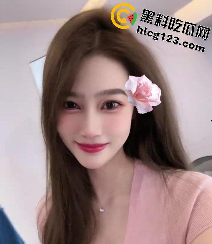 校花张依依人设崩塌！偷情富二代的视频流出，背后故事太狗血！-4