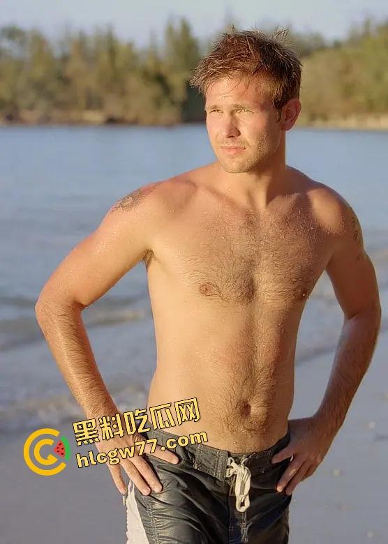 【碧海娇娃】逐浪为生安妮孤身赴夏威夷木屋训练,只为一跃浪尖,找回人生信仰!-8