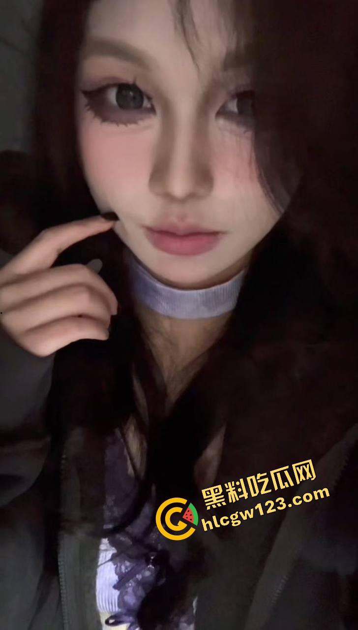 为什么说白虎女不能娶?因为她一逼顶十穴,男人进去就出不来,一个个没毛却开着门,专收带把的!-2