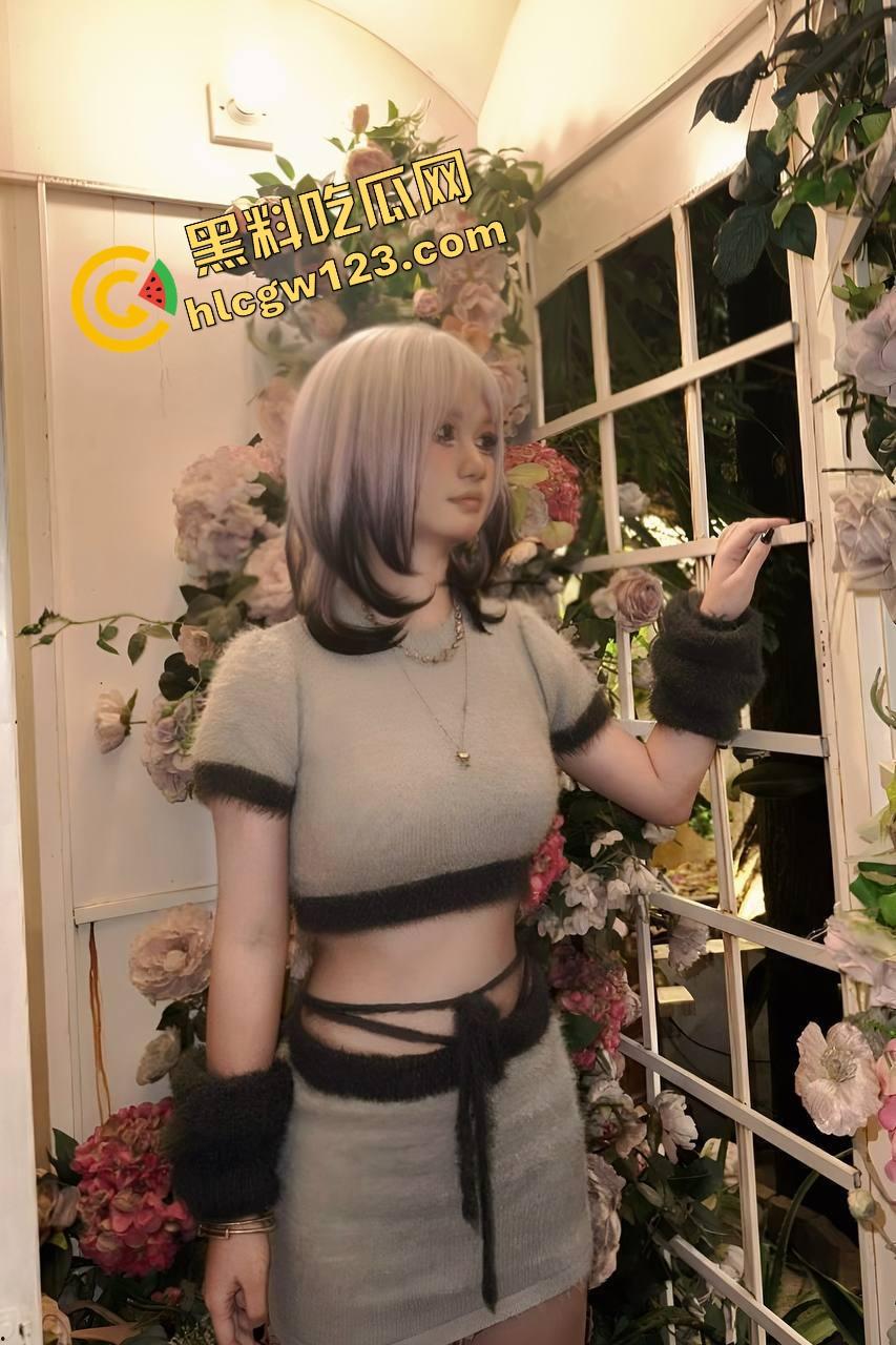 为什么说白虎女不能娶?因为她一逼顶十穴,男人进去就出不来,一个个没毛却开着门,专收带把的!-3