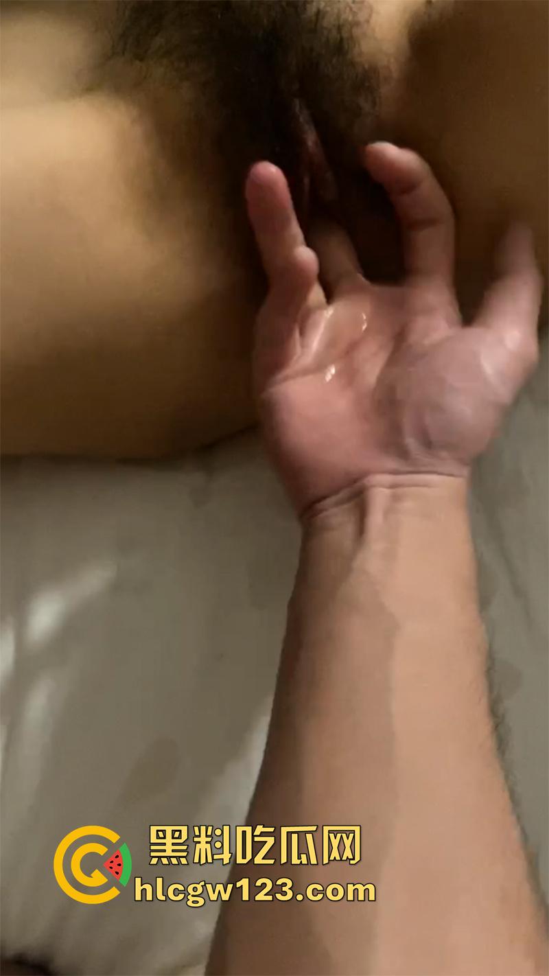 快手顶级身材母狗【优乐美】,性感服装店老板娘,线下约炮性爱私拍,手法纯熟怀疑当过小姐!-8