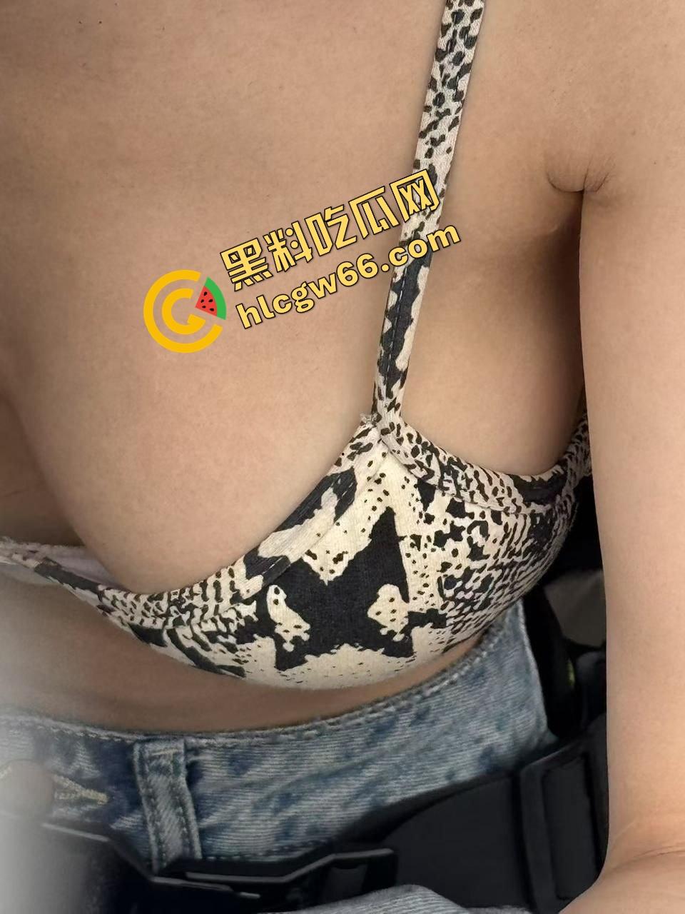 义乌女骑士『喵喵』白天飙车女神，夜晚SM圈K8双人伺候主人的母狗play可S可M还能带男宠一起舔！-13