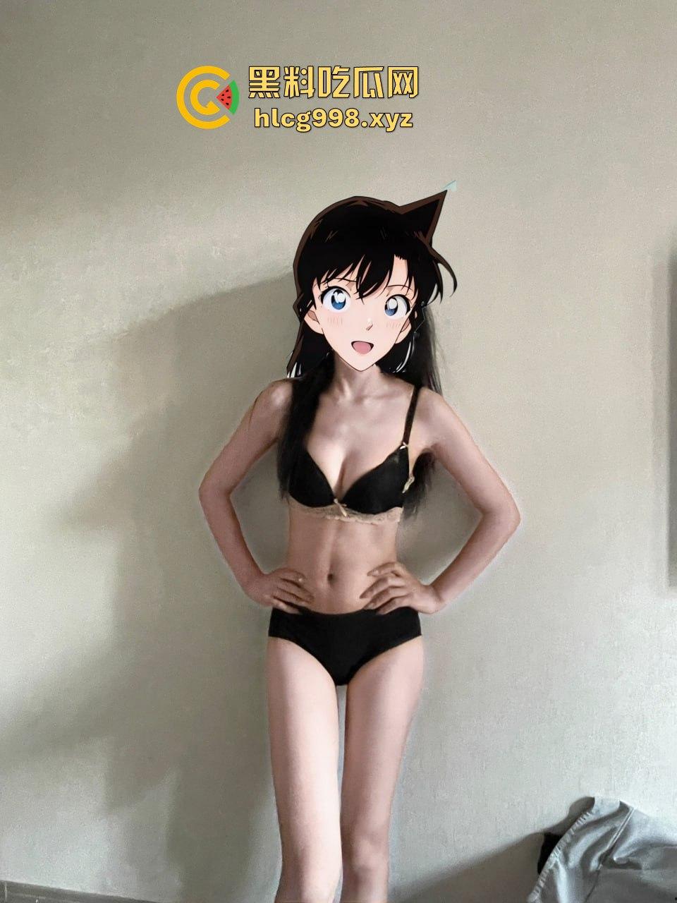 反差人妻【兔兔】推特翻车!优雅骚妻停车位拉进楼道,跪地扒裤九浅一深顶到底!-10