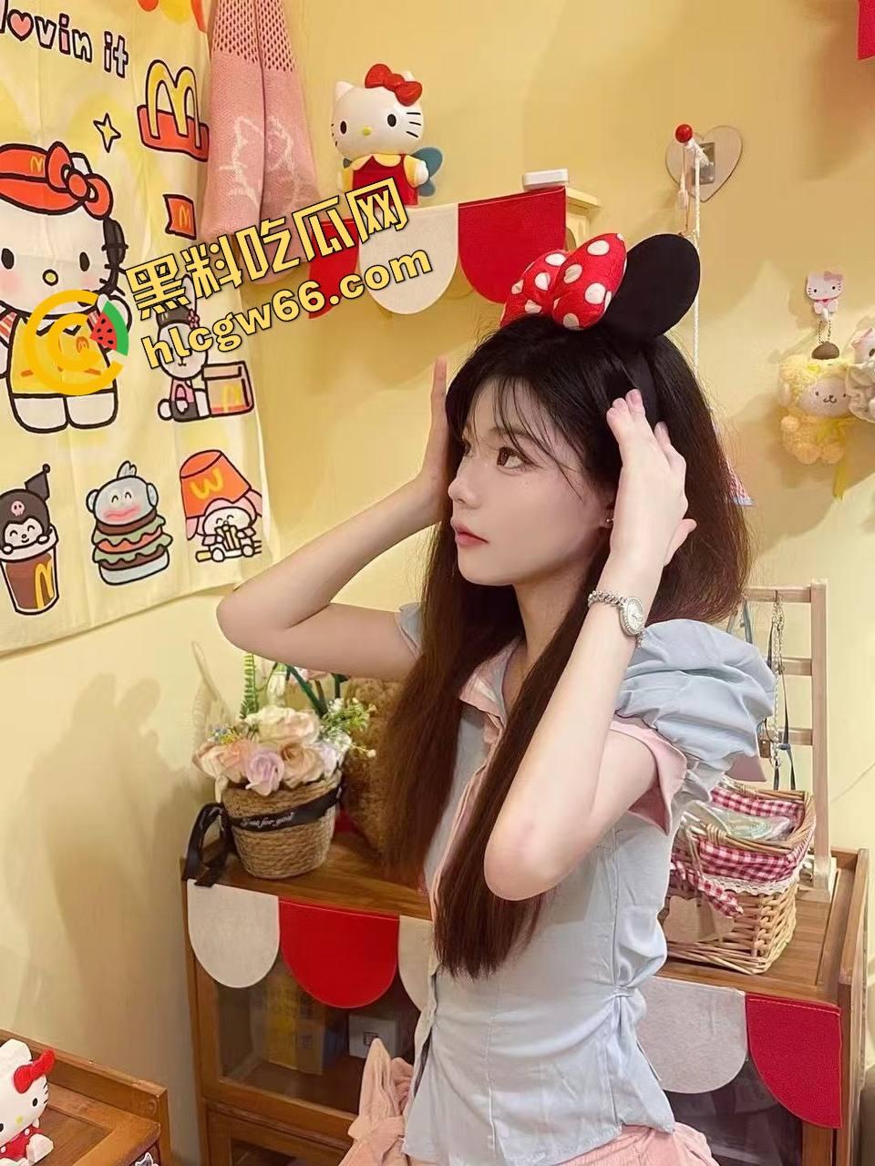 湖南瓜友真实分享人妻老婆骚成精，早上刚睁眼就含我老二，非要日一炮才吃早餐，六味地黄丸都压不住肾亏！-3