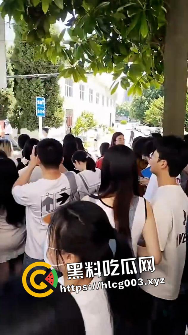 安徽大学江淮学院学生起义！学院转设 全体师生失去档案学籍还被校领导威胁 社交媒体封禁发言 真就没天理了？-9