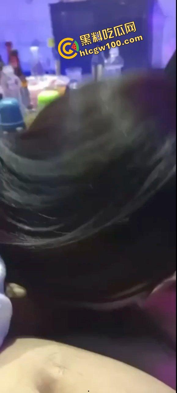 成都纺织专科精神妹反差骚婊子『肖洁』KTV深喉口交大哥 肛塞调教酒店黑丝操逼娇喘淫叫！独家曝光流出！-5