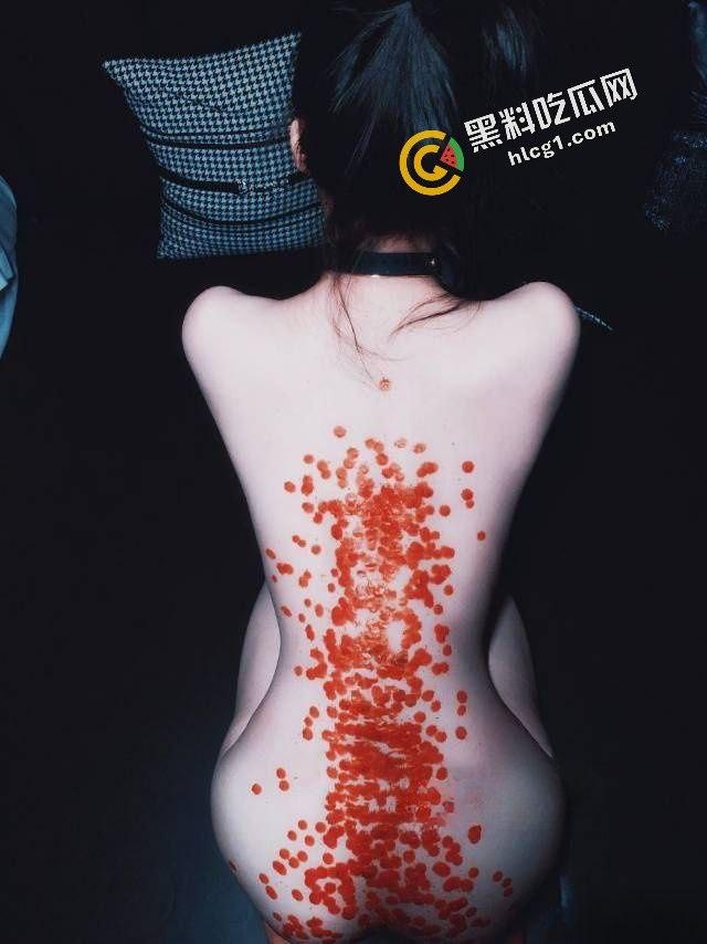 推特顶级SM调教大神『se7en』圈养极品小母狗 定制视频合集！-1