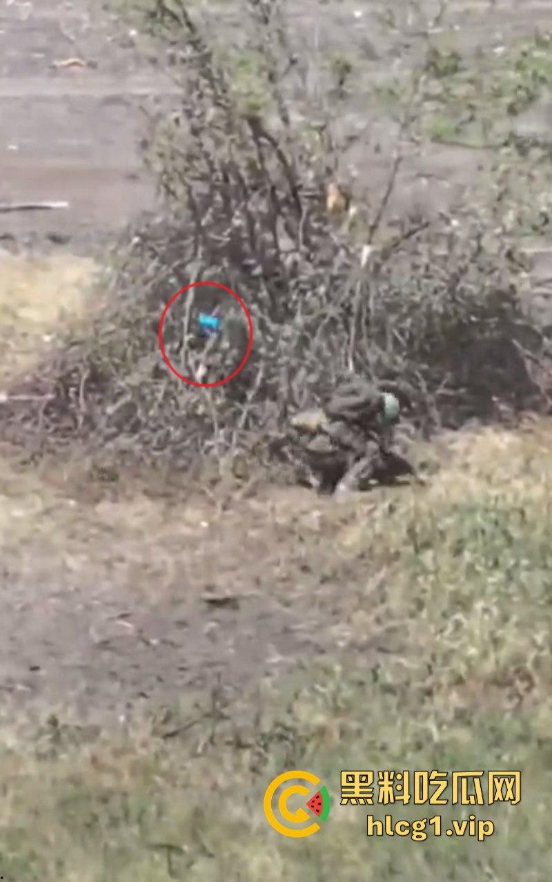 现实版的落地成盒!两名中国人加入俄军后第一天就双双阵亡!-9