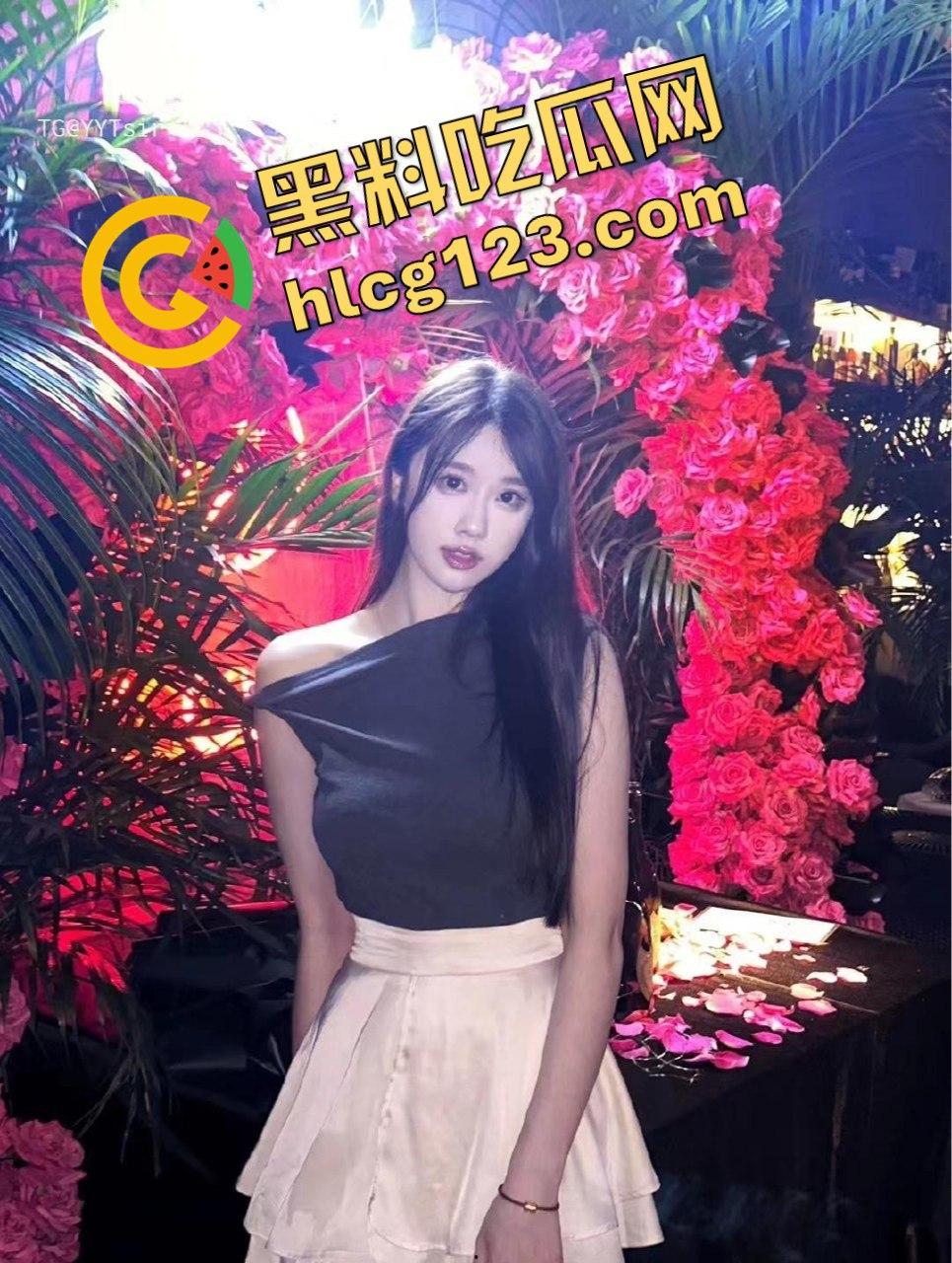 抖音轩子巨二兔回归！死去的记忆突然袭击，复古ASMR神作重现，顶级身材依旧让人神魂颠倒！-33