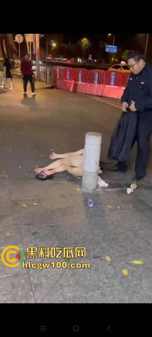 醉酒女人满地喷射，卫生间强暴，流浪汉路边强奸，被捡尸多人轮奸肆意玩弄60V合集-46