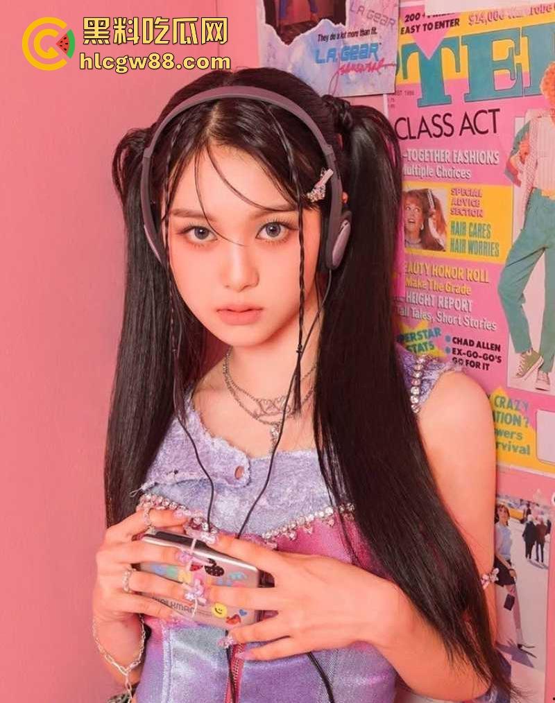 韩国kpop组合【幻蓝小熊】 媛媛 台中跨年走光露黑乳晕,粉丝偷拍起哄,财阀操嫩穴传闻爽爆网络-9