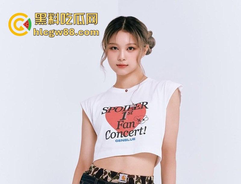 韩国kpop组合【幻蓝小熊】 媛媛 台中跨年走光露黑乳晕,粉丝偷拍起哄,财阀操嫩穴传闻爽爆网络-11