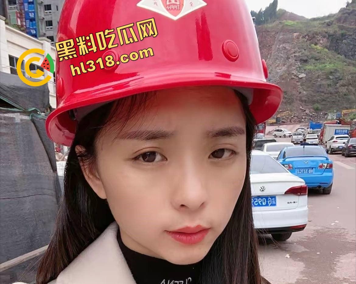 抖音百万粉丝工地『霞姐』一夜人设全崩，带货女神竟是工地野战王，工地里啪啪翻云覆雨，工头爽的摇头！-4