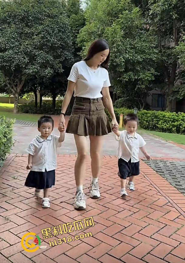 抖音百万粉丝工地『霞姐』一夜人设全崩，带货女神竟是工地野战王，工地里啪啪翻云覆雨，工头爽的摇头！-6