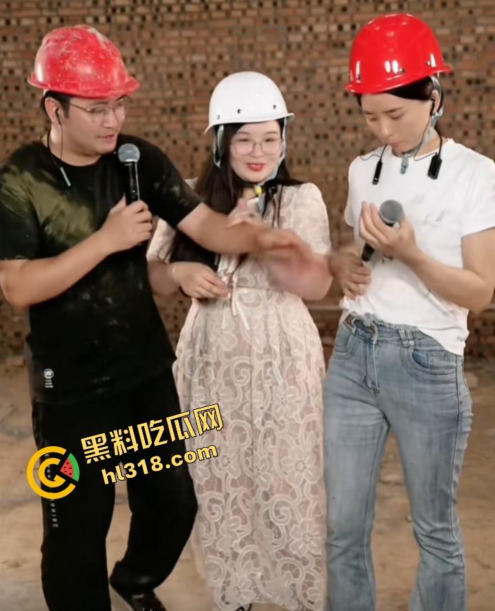 抖音百万粉丝工地『霞姐』一夜人设全崩，带货女神竟是工地野战王，工地里啪啪翻云覆雨，工头爽的摇头！-7