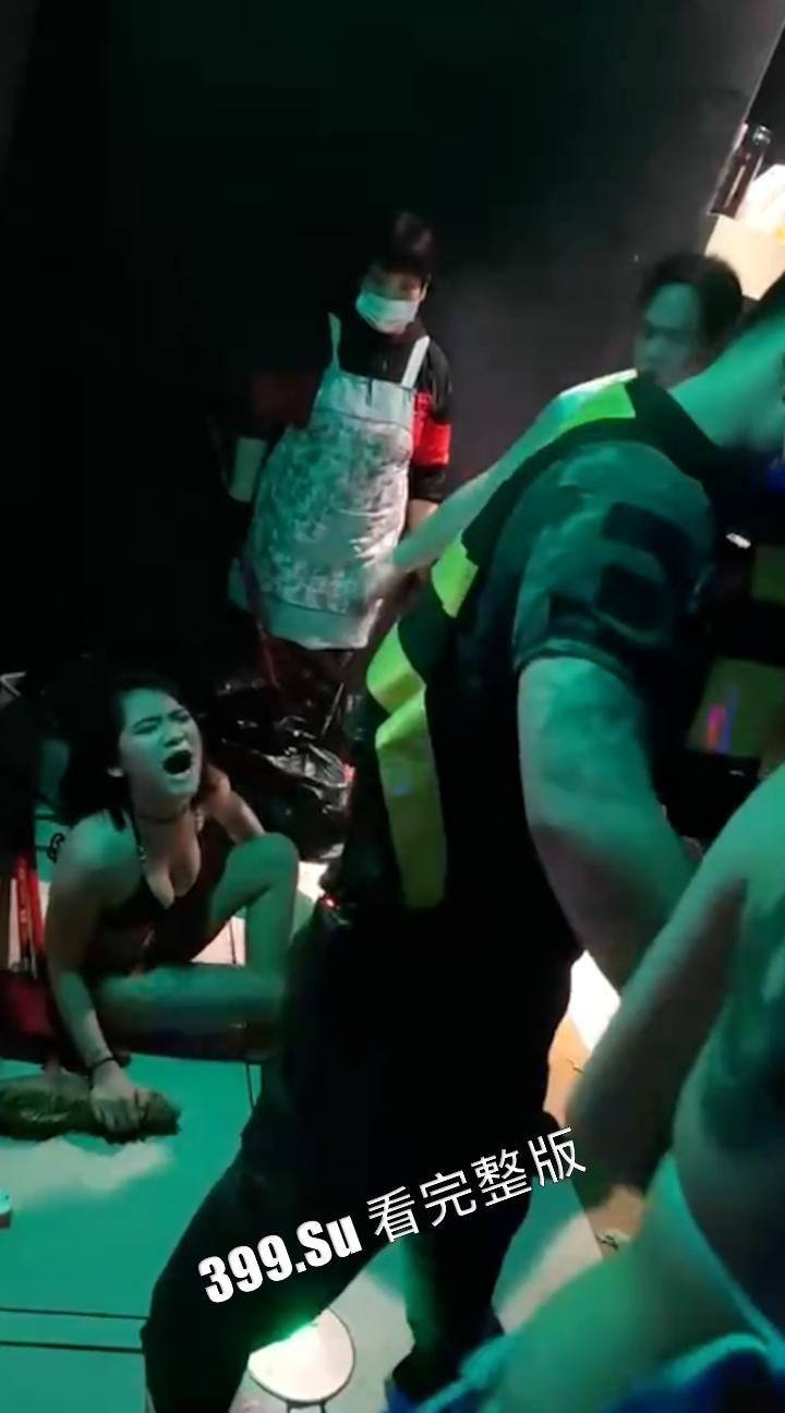 打架 互殴 解压 小仙女干架依旧生猛,打的对面直接爆装备(六)-3