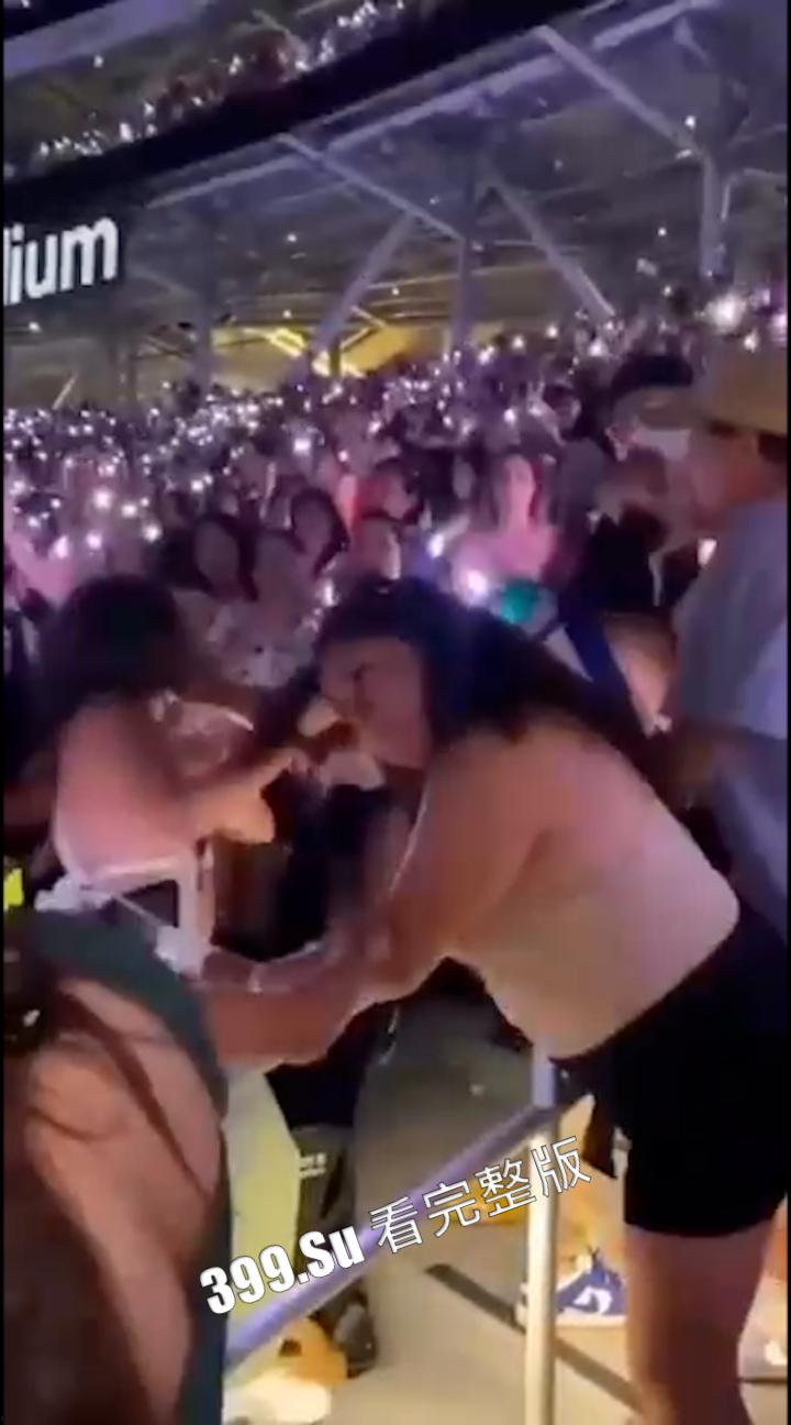 打架 互殴 解压 小仙女干架依旧生猛,打的对面直接爆装备(六)-4