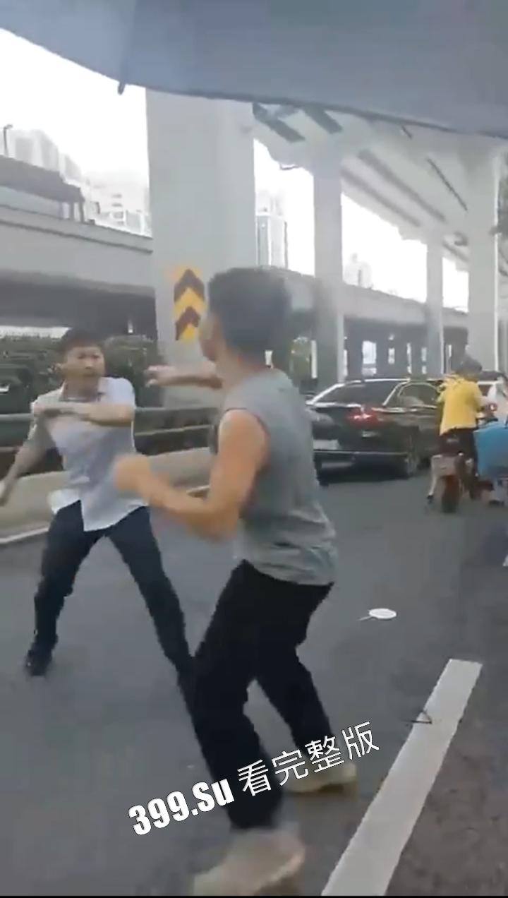 打架 互殴 解压 小仙女干架依旧生猛,打的对面直接爆装备(六)-7