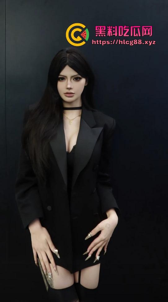 澳洲23岁假名媛『卢婷』卖逼成富一代,华人圈认证金牌援交女,专钓华裔大佬富二代,白富美靠爹她靠卖!-8