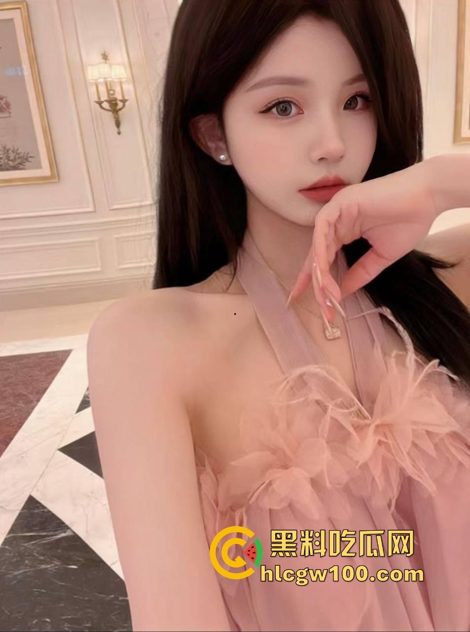 太原绿帽大神约炮单男共享骚妻玩3P，大奶翘臀极品身材被两男操到崩溃，口爆夹击全程高能，绝对是义父操作！-5