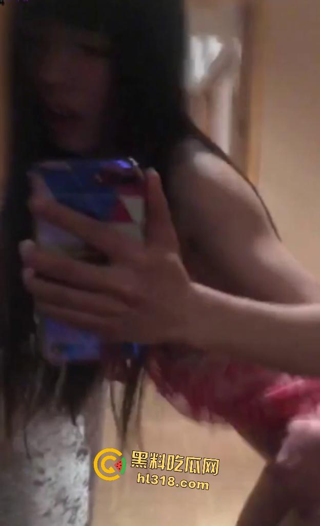 准大学生考上211，父亲奖励“生理第一课”，后入骚女儿翘臀狂操，这叫声听了母猪都要怀孕！-7