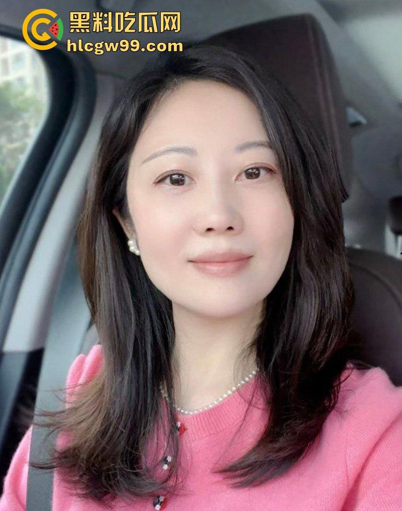 社交软件约啪气质少妇【泰亦怡】口交吃鸡后入骑乘样样精通,各种姿势来回变换,很有撸点!-6