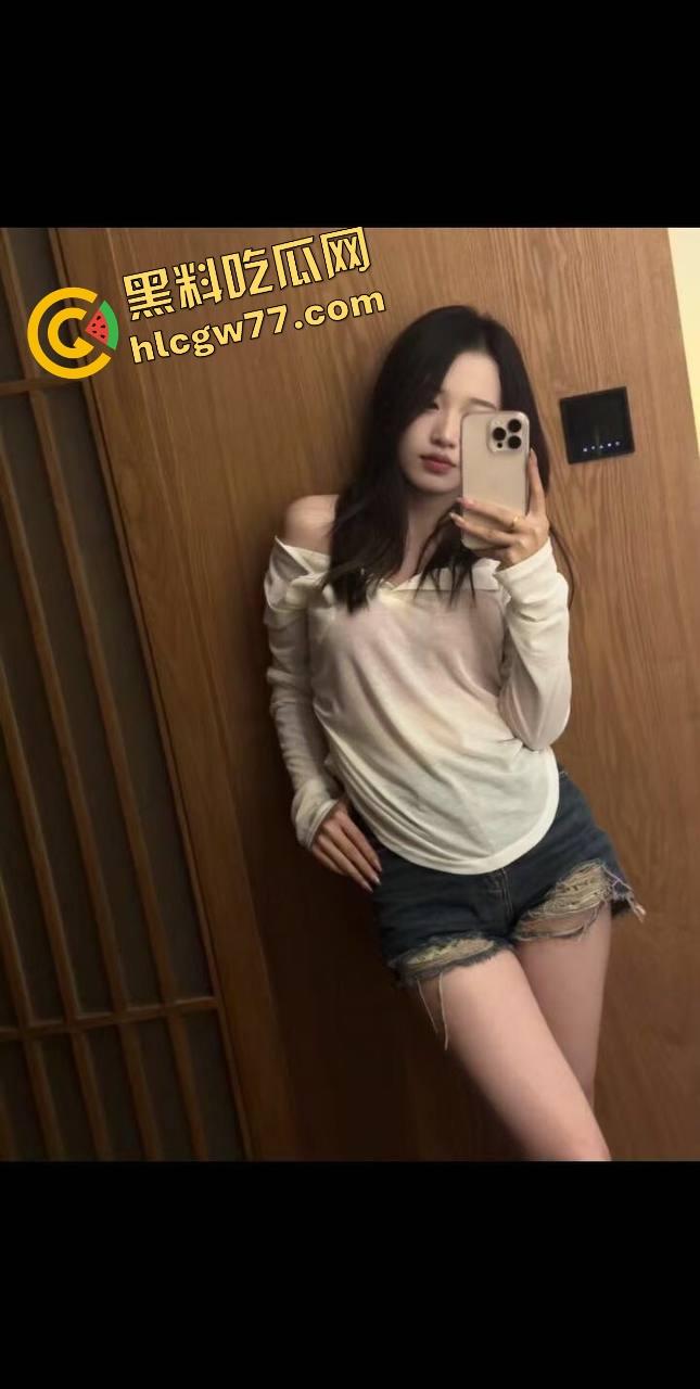 天津大哥教坏嫩妹，第一次露出玩得比老司机还野，遇交警反而撅得更高，真公共炮架-2