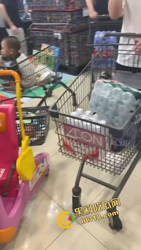 杭州余杭区自来水一夜变屎汤，老百姓刷牙直接口对口传承，做饭一锅屎，洗澡原地泥浆浴！-11