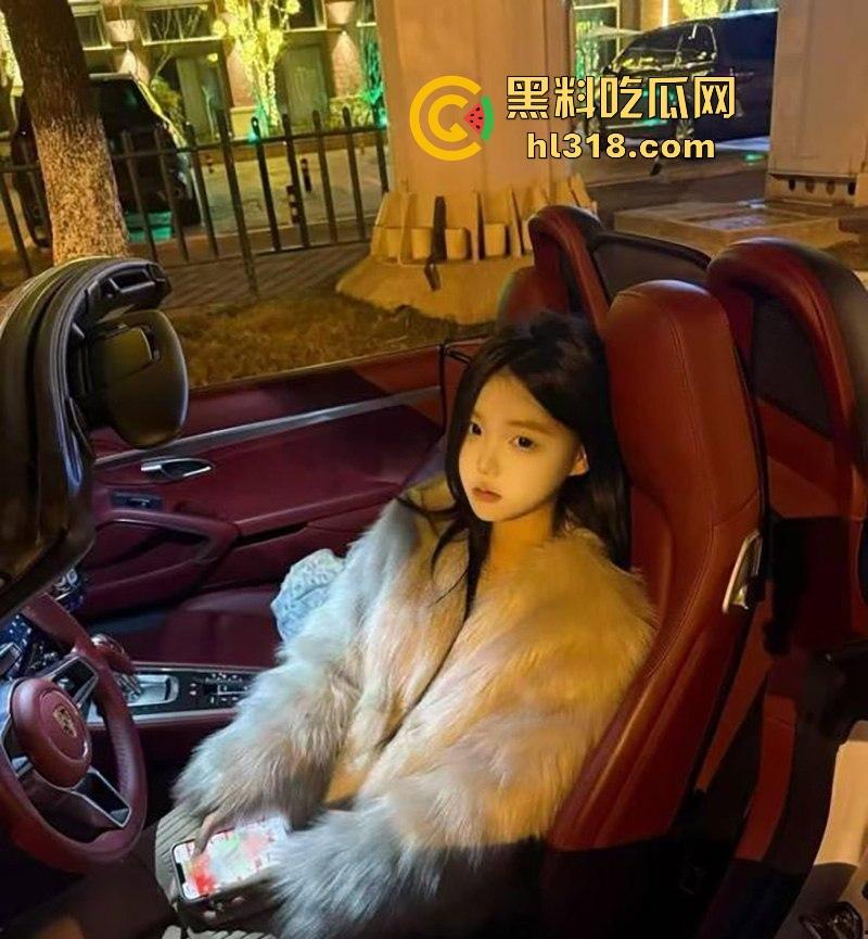 湖南长沙【申雅琴】抖音招嫖聊天记录曝光，高颜值母狗外出下海，酮体白嫩美乳丰盈，尽显骚鸡本色！-6