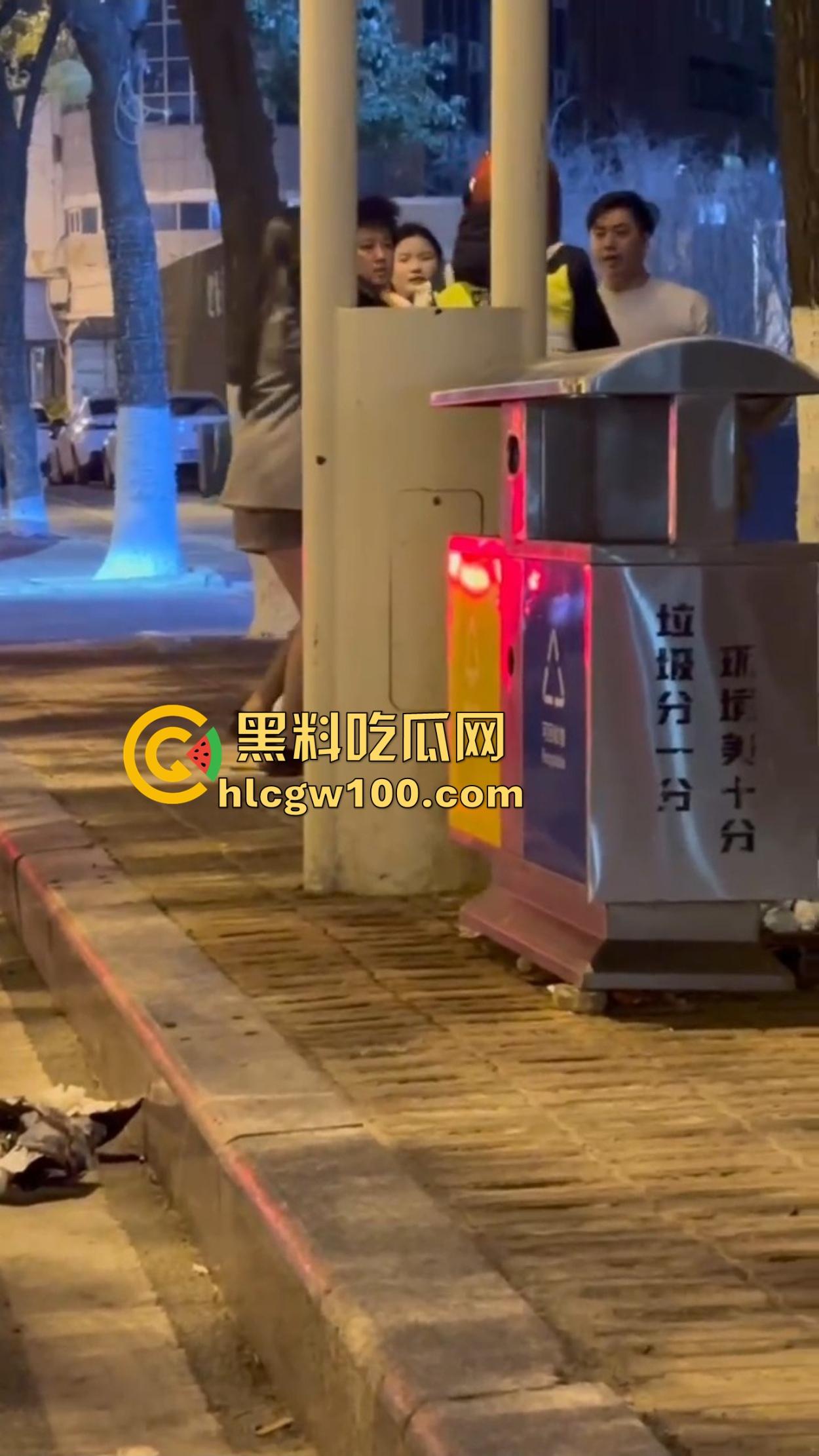 深圳街头大G车主醉汉闹事，嫌代驾收费贵，怒骂拳打不够还拿头盔爆扣，代驾被砸得怀疑人生！-2