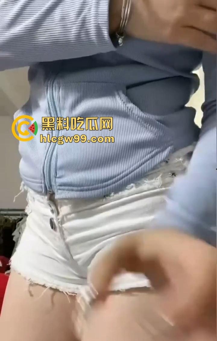 抖音『狐妍 』江西小坦克，彩礼漫天要价，大哥8K连送福利视频带骗炮，爽完直接跑路，白操这辆小坦克！-9